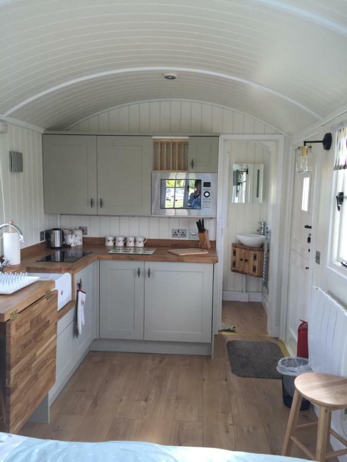 Weatherhead Farm Shepherds Hut Villa Buckingham Exterior photo